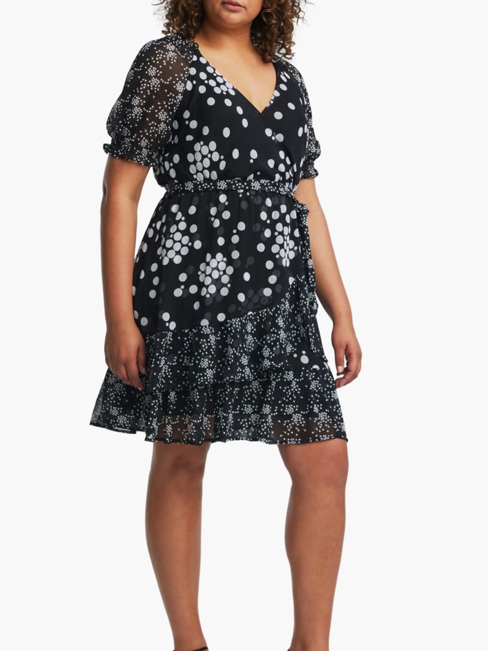 Estelle Dayla Polka Dot Ruffled Faux Wrap Dress black light gray size 1X /16